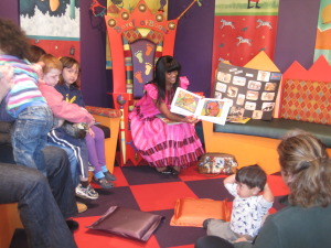 Vennesa telling Tales from Namibia