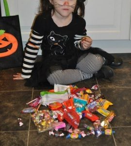 halloween-costume-candy-cynthia-chan