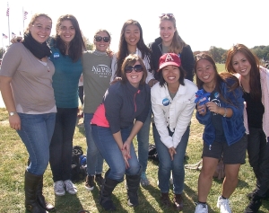 Aupairs from VAO-City of Alexandria cluster-APIA- enjoyed a beautiful day on The Mall and a great scavenger hunt!