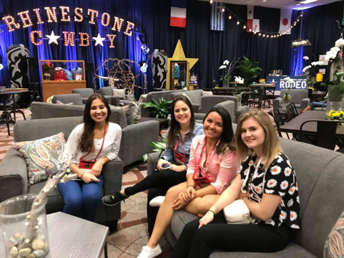 Texas Au Pairs Visit the Rodeo