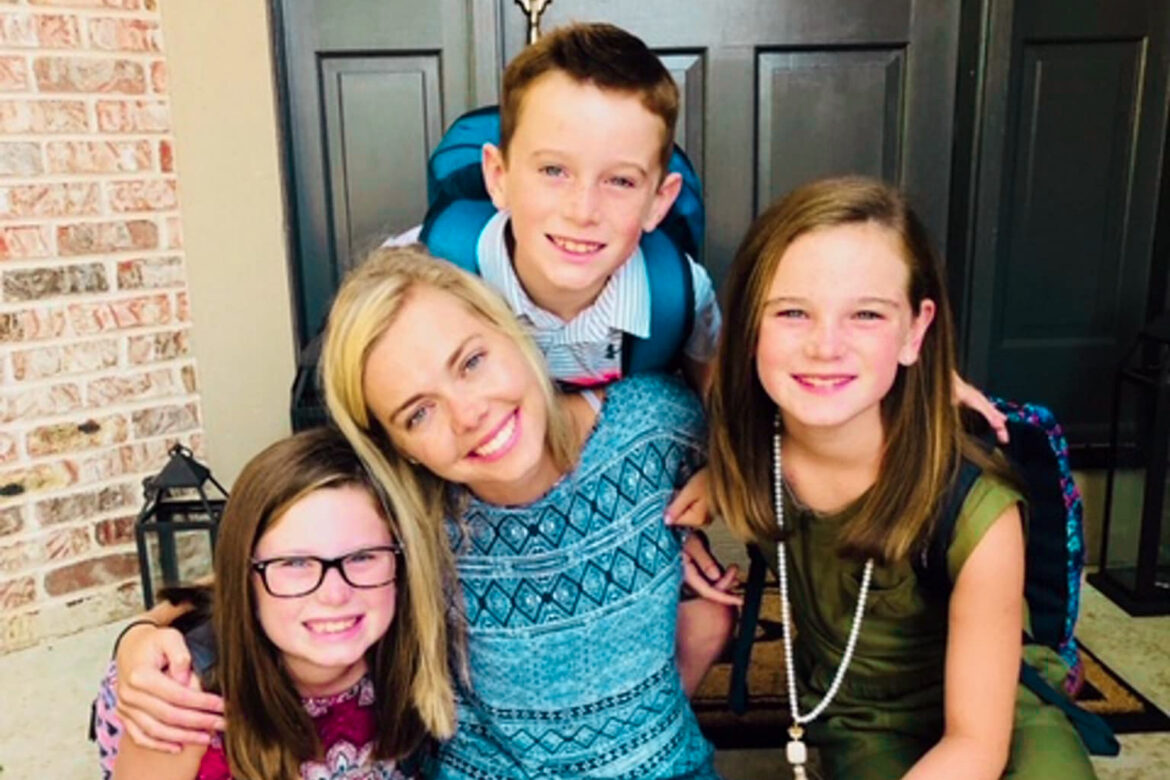 au pair with three host children off to school