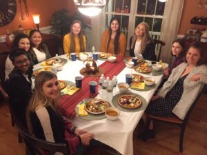 Au pairs at Thanksgiving
